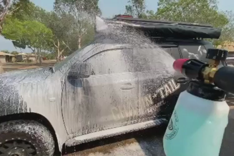 Snow Blaster Foaming Up 4WD